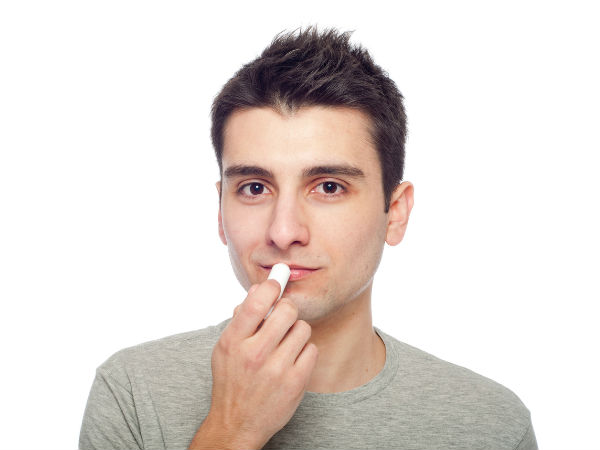 உலர்ந்த உதடுகள்