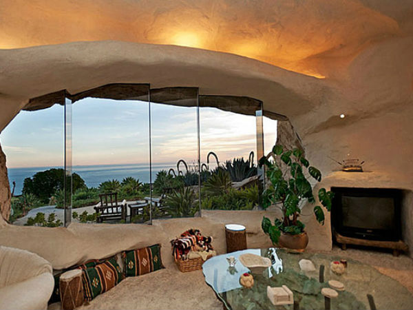 டி.வி ரூம்