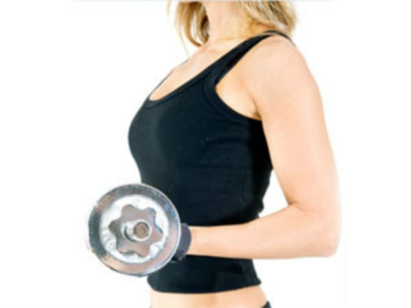 கைகள் உயர்த்தி பயிற்சி 