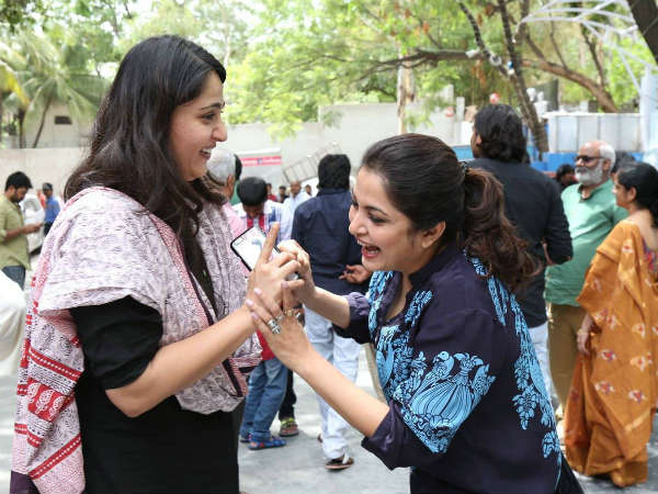 அனுஷ்கா மற்றும் ரம்யா கிருஷ்ணன்