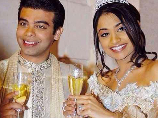 ஆடம்பரமான திருமணம்