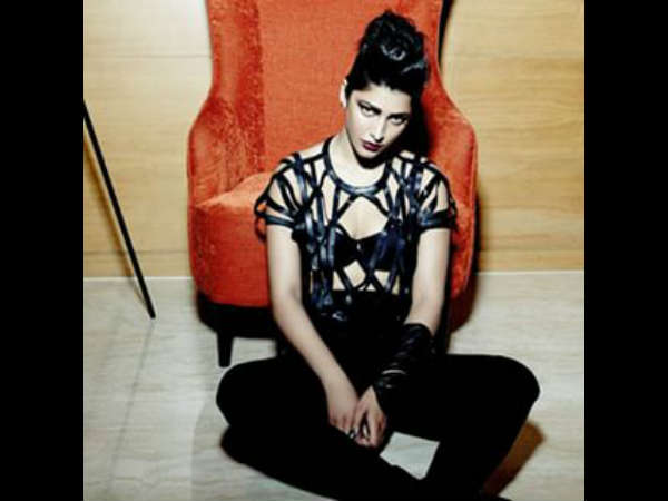 கருப்பு நிற பிரா