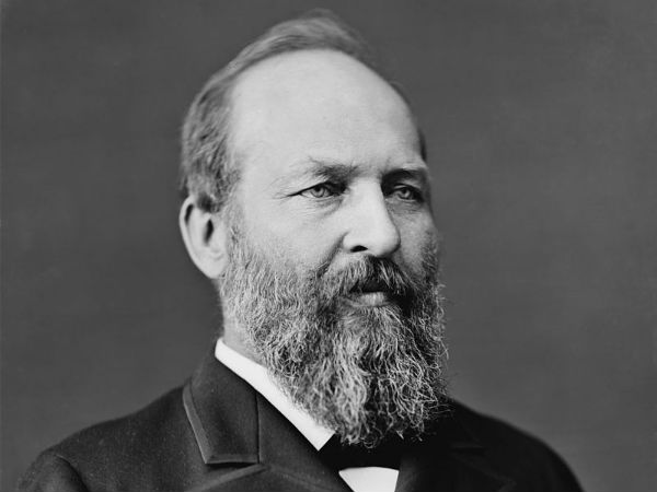 கிரேக்க மற்றும் இலத்தின் மொழிகள் 