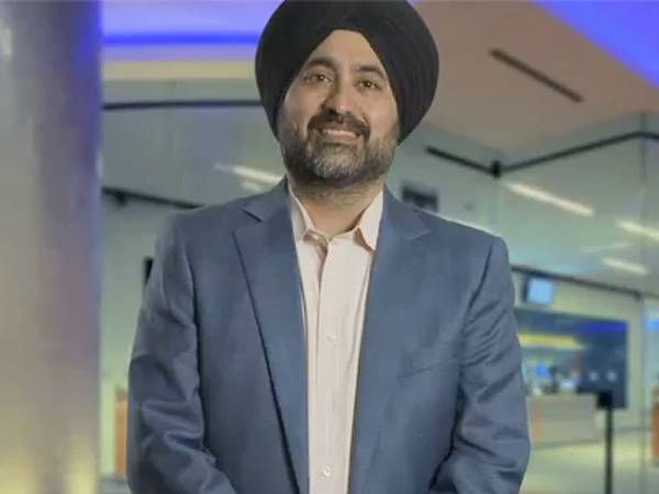 கெல்லி அஹுஜா - சீனியர் வி.பி, ஜி.எம். சிஸ்கோ. கெல்லி அஹுஜா - சீனியர் வி.பி, ஜி.எம். சிஸ்கோ.