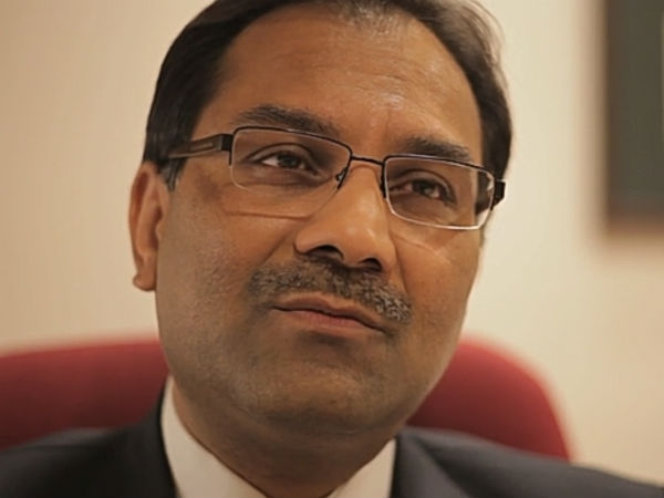 கொஞ்சம், கொஞ்சமாக சுரண்டியது கொஞ்சம், கொஞ்சமாக சுரண்டியது