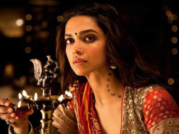 வீடு திருவிழா கோலம் பூண்டிருக்கும் 