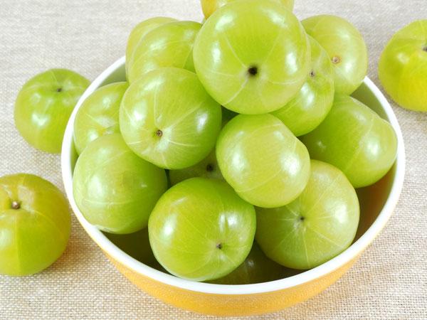 நெல்லிக்காய் எண்ணெய்