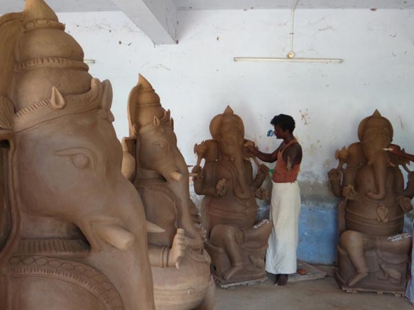 களிமண் விநாயகர் சிலைகள் 