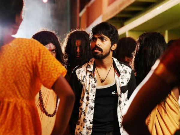 பெற்றோர்களின் பொறுப்பின்மை பெற்றோர்களின் பொறுப்பின்மை