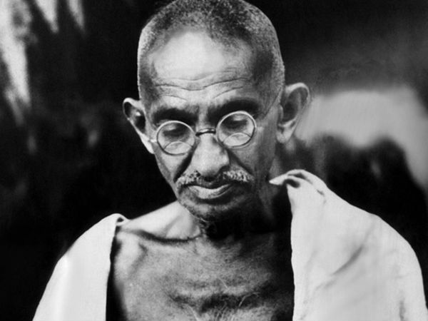 காந்தியின் பதில் 