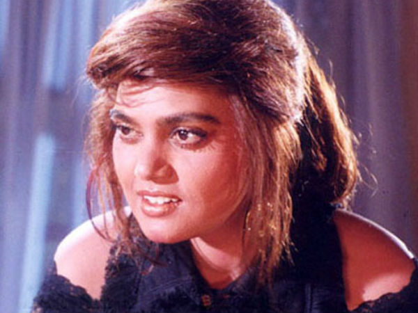 சில்க் என்ற பெயரின் காரணம் சில்க் என்ற பெயரின் காரணம்