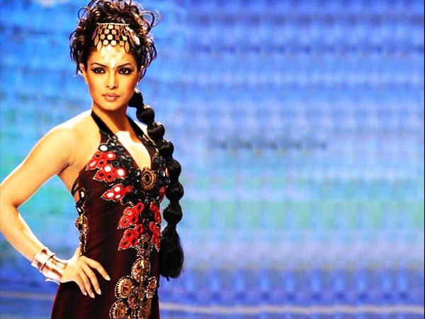 Remember The Movie Fashion? Yes? Let's Steal Some Style Tips From It