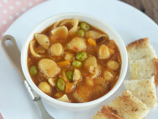 வெஜிடேபிள் பாஸ்தா சூப்