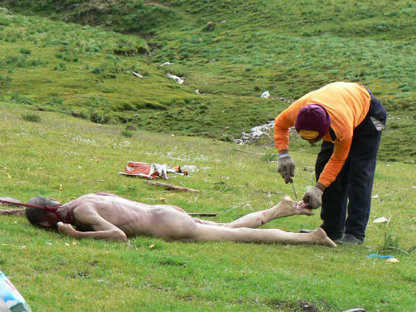 புதைப்பது 