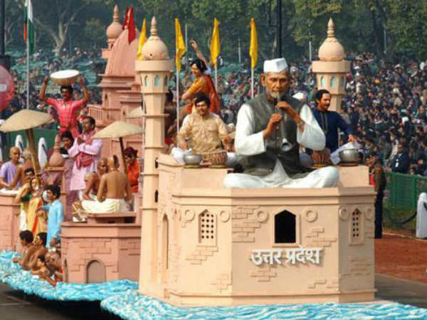 சிறந்த வண்ணமிகு அலங்கார ஊர்திகள்