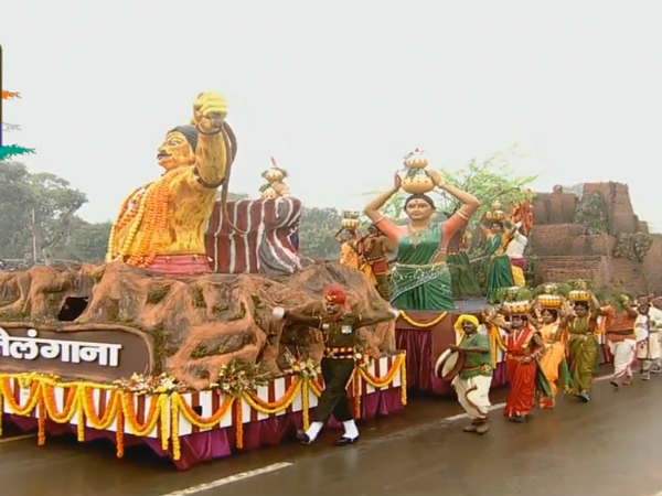 சிறந்த வண்ணமிகு அலங்கார ஊர்திகள்