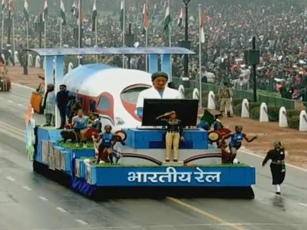 சிறந்த வண்ணமிகு அலங்கார ஊர்திகள்