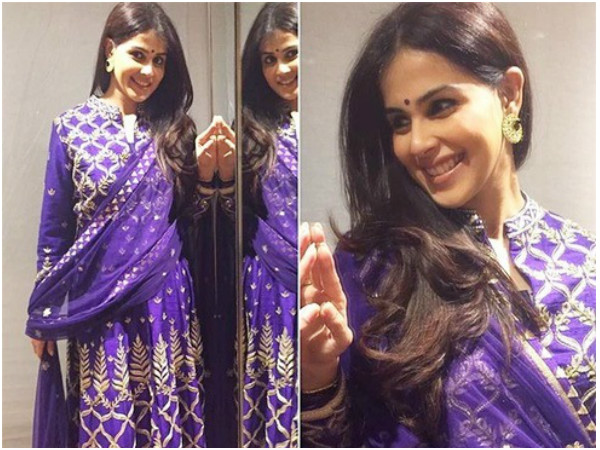 சிம்பிள் லுக்