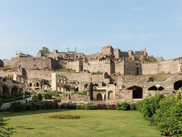 கோல்கொண்டா கோட்டை 