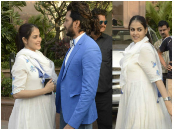 சிம்பிள் லுக்