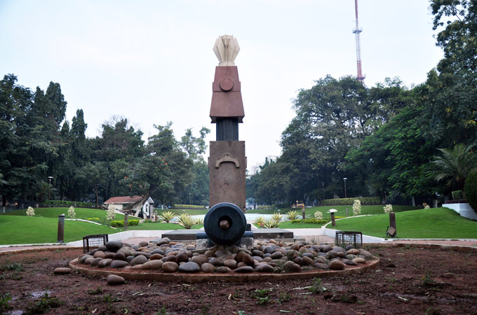 உள்ளூர் வளர்ச்சி 