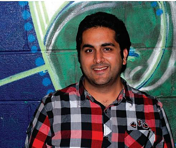 அக்ஷட் சிங்கள் (Akshat Singhal) 