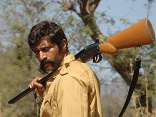 வனயுத்தம் 