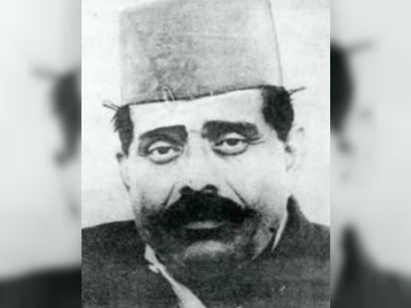 இயற்பெயர் 