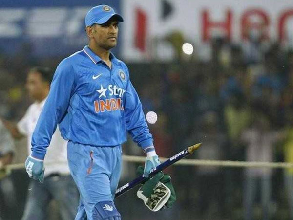 எந்த குறிகளும் இல்லை எந்த குறிகளும் இல்லை