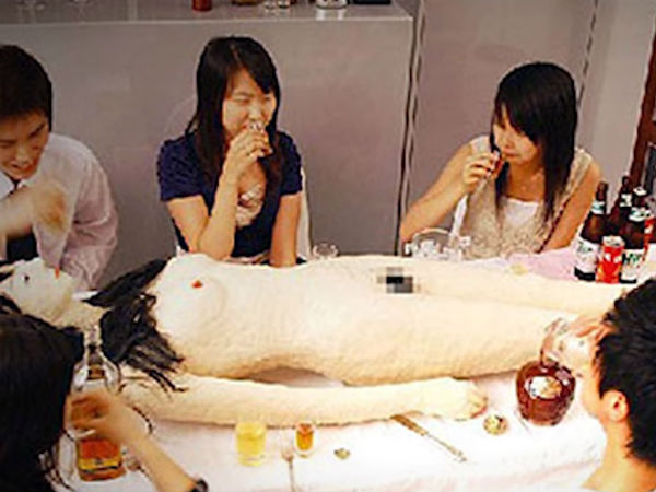 தன்னின உண்ணி உணவகம் (Cannibalistic Restaurant), ஜப்பான் 