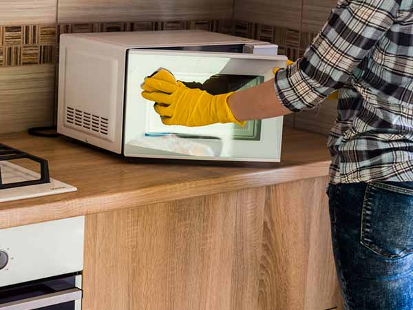 5 Things You Should Keep Clean In Your Kitchen 24/7