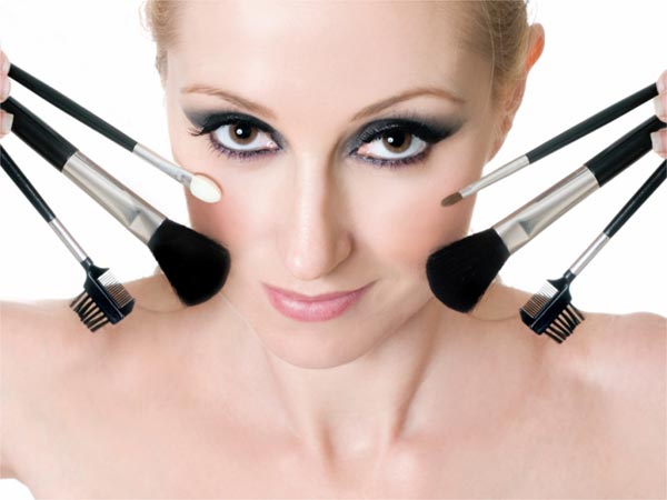 Stay away from cosmetics during Pregnancy