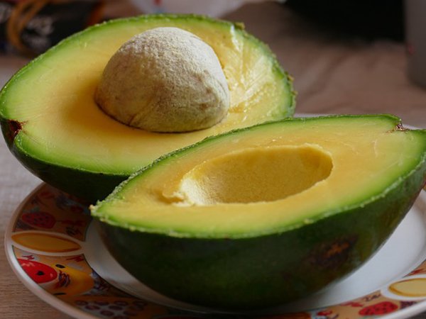 Natural remedies for cracked heels and wrinkles