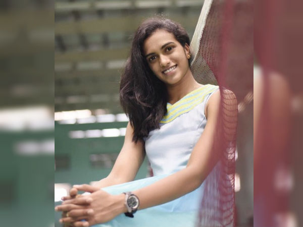 ஸ்போர்ட்ஸ் டிரஸ்...