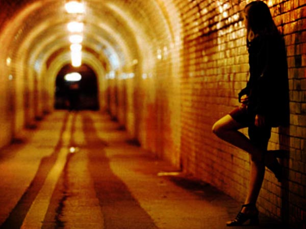 வீட்டி விட்டு வெளியேறினேன்!