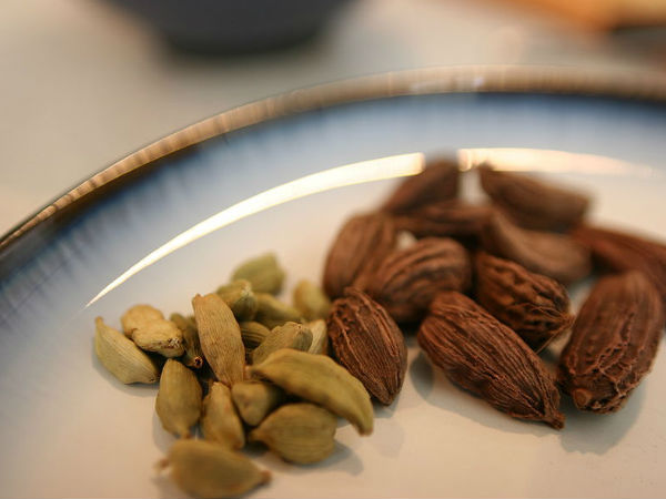 ஏலக்காய் :