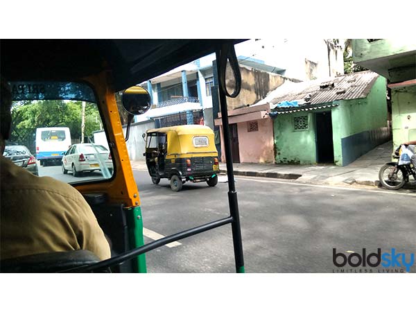 பேசுவது! பேசுவது!