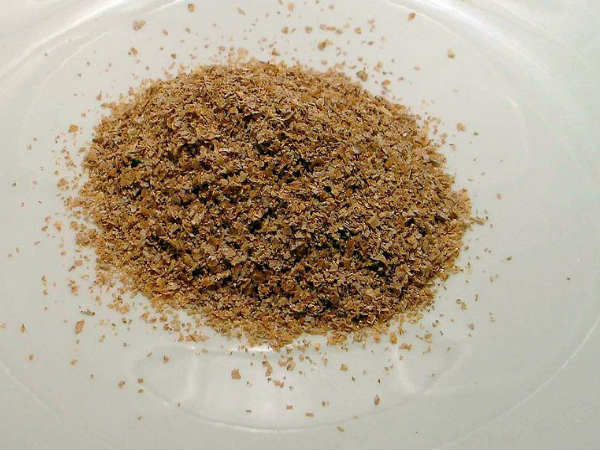 கோதுமை தவிடு மற்றும் சந்தனம் 