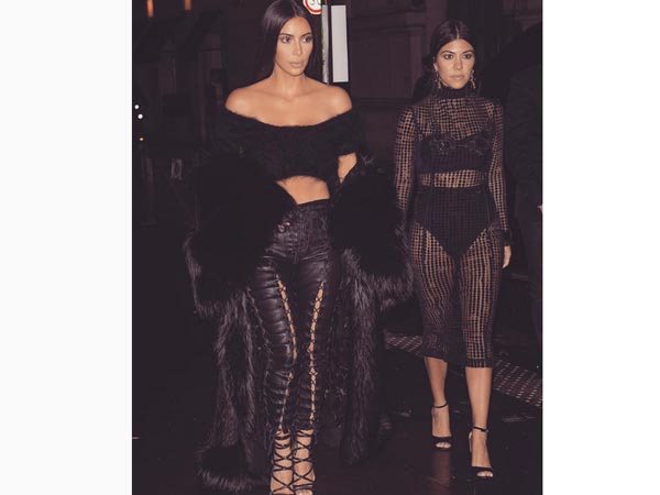 கருப்பு நிற ஃபர் கோட்