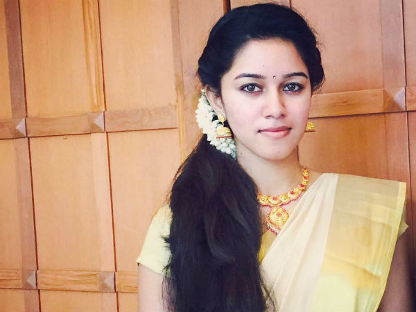 மிர்னலினி ரவி!