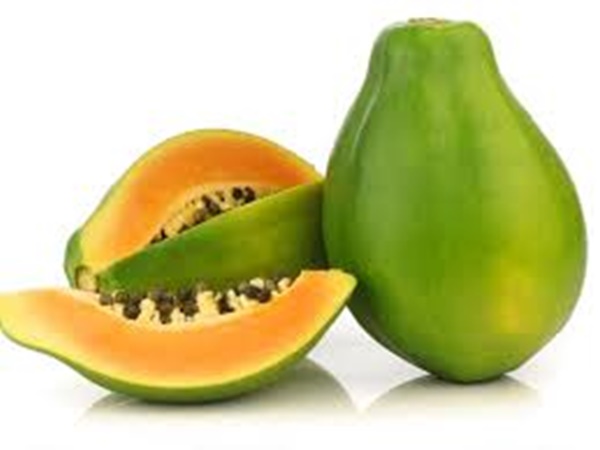  பழங்கள் காய்களாக இருக்கிறதா?