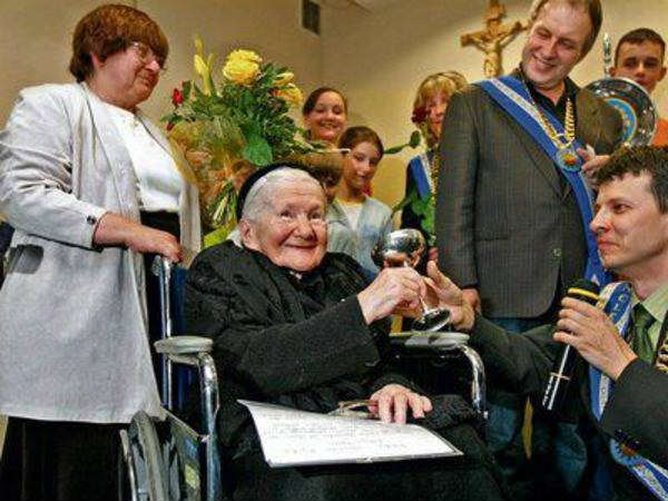 போலி அடையாளம்!