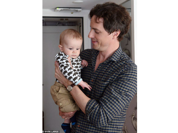 குறுக்கிட்ட ஜென்னி!