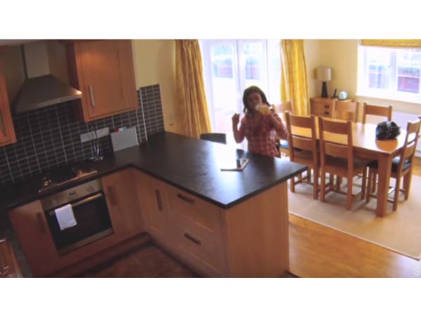 காட்சி #2