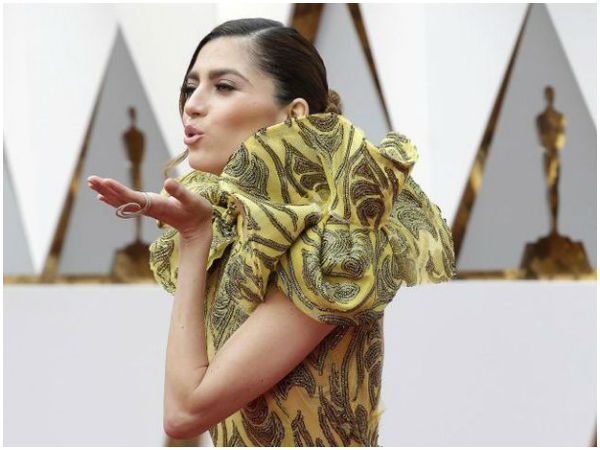 அழகிய மோதிரம்