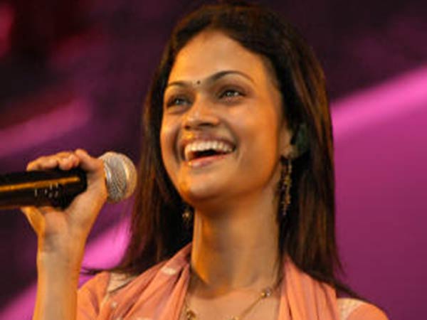 அமுதா... அமுதா...