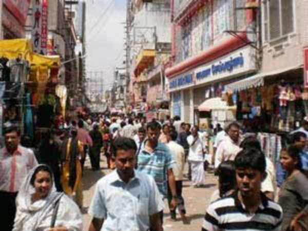 காபி விற்றார்...