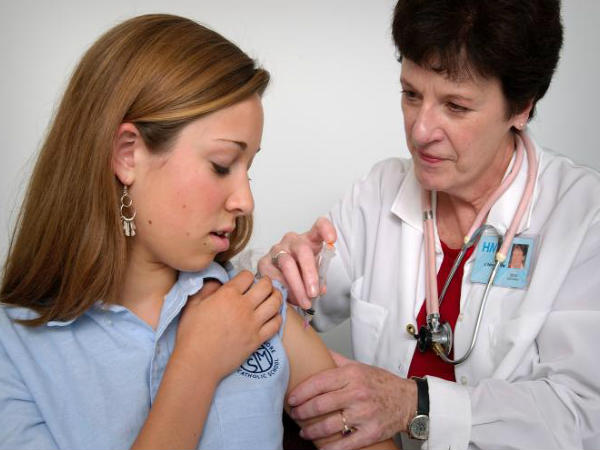 பேப் ஸ்மியர் மற்றும் HPV பரிசோதனை எப்படி செய்யப்படுகிறது?