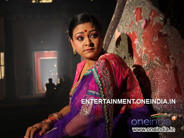 ஷகீலாவை ஓங்கி அறைந்த சில்க் ஸ்மிதா!