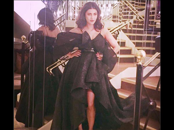 அவாரோ பிக்லியோ உடை